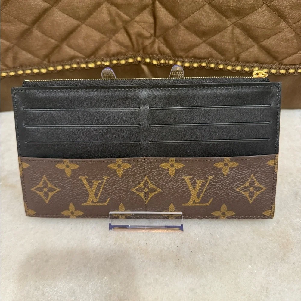 LOUIS VUITTON Monogram Slim Purse Unisex New